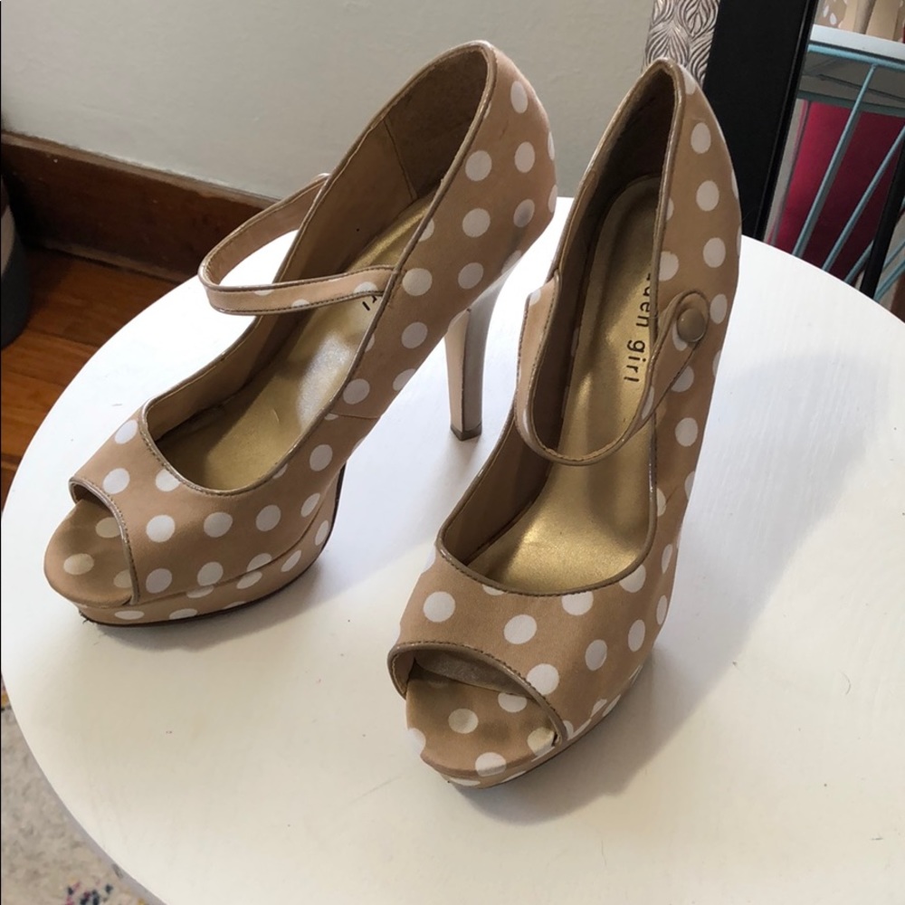 Madden girl beige and white polka dot heels